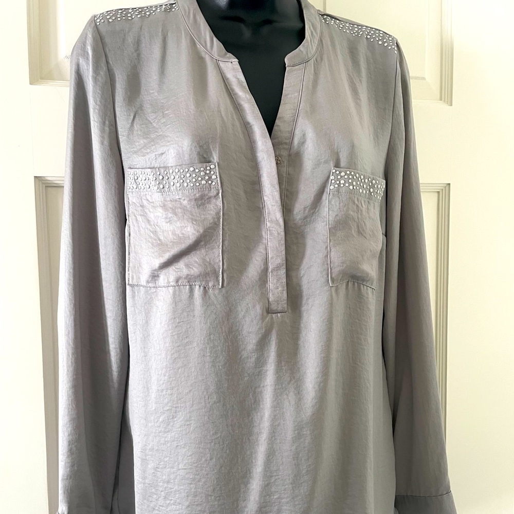 Ricki’s silver grey tunic blouse.